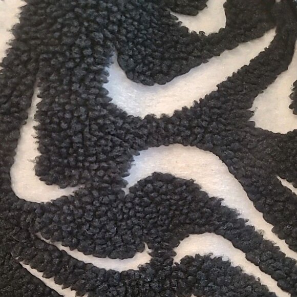 Nike Therma-FIT Sportswear Women's Small Black White High-Pile Jacket FV8025-010 - Picture 6 of 6